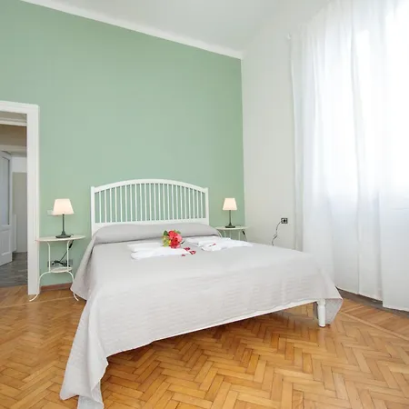 Residenza Oleandro View Center - Happy