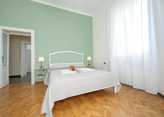 Residenza Oleandro View Center - Happy