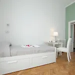 Residenza Oleandro View Center - Happy Апартаменты *