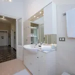 Апартаменты Residenza Oleandro View Center - Happy