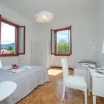 Апартаменты Residenza Oleandro View Center - Happy *