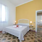 Residenza Oleandro View Center - Happy Апартаменты *
