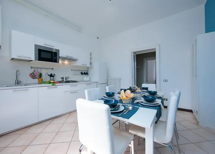 Residenza Oleandro View Center - Happy *