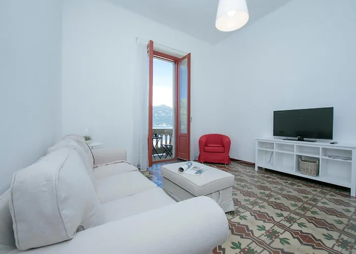 Residenza Oleandro View Center - Happy 아파트 루이노