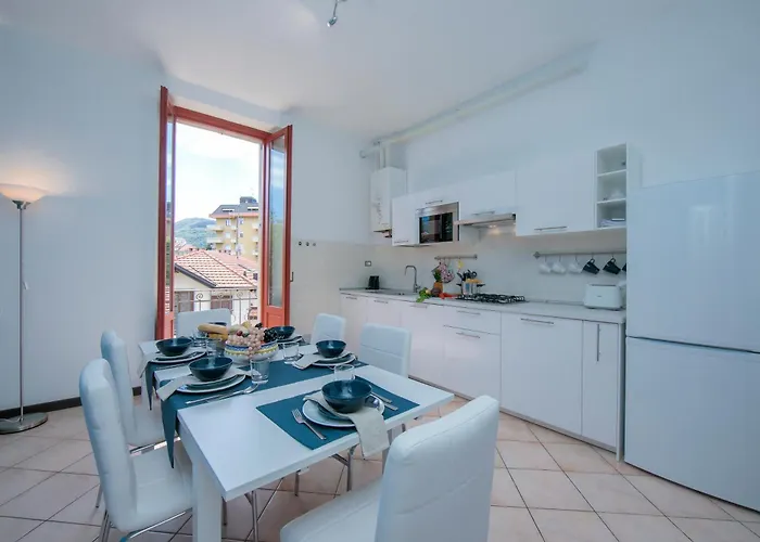 Residenza Oleandro View Center - Happy 아파트 루이노