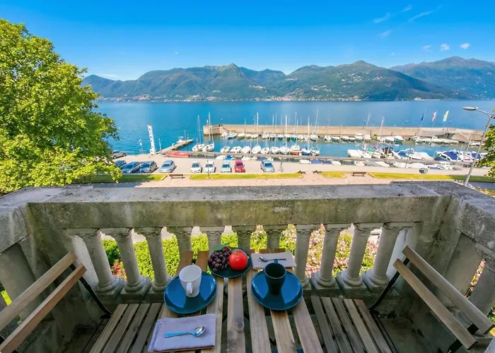 Residenza Oleandro View Center - Happy 아파트 루이노